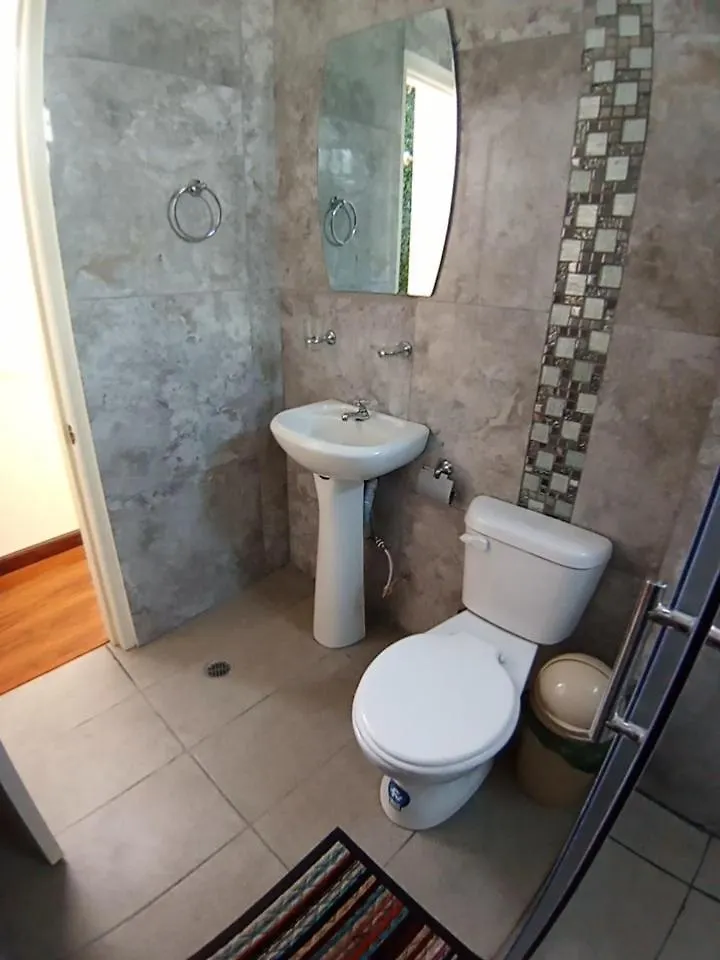 Hostal Atlantis Quito