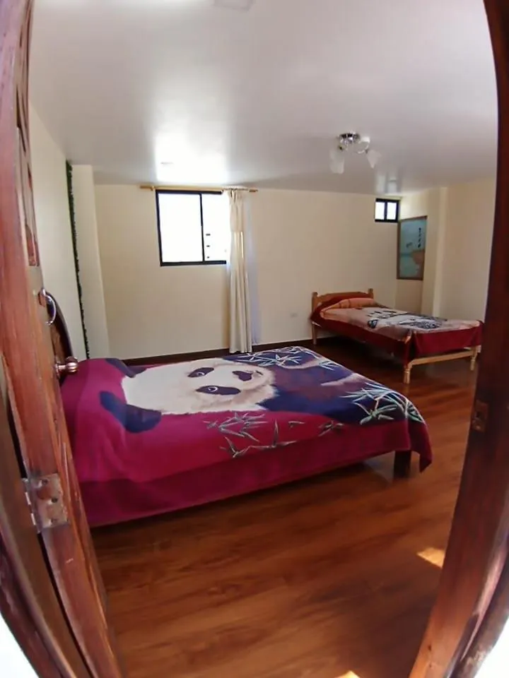 Konukevi Hostal Atlantis Quito Ekvador